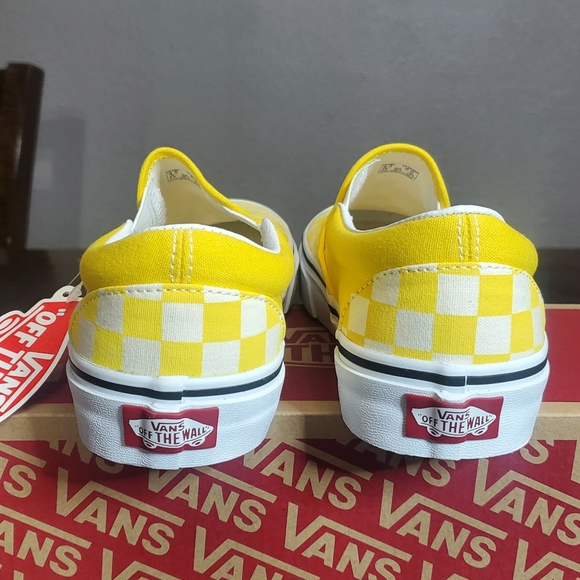 Vans Classic Slip On Checkerboard Cyber Yellow 💛 Women Size 6, Men Size 4.5 - Picture 5 of 9